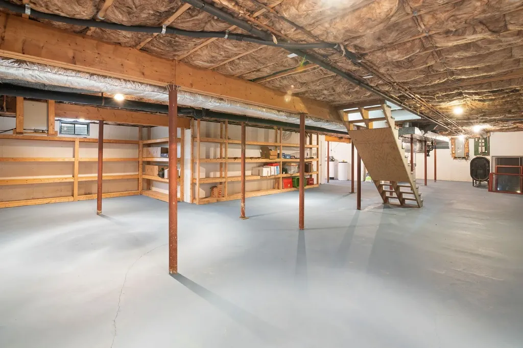 104 Juniper Ridge Road Brattleboro VT 05301