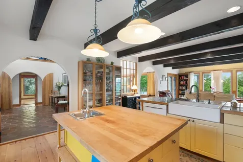 104 Juniper Ridge Road Brattleboro VT 05301