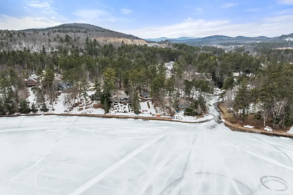 726 Pequawket Drive Conway NH 03818