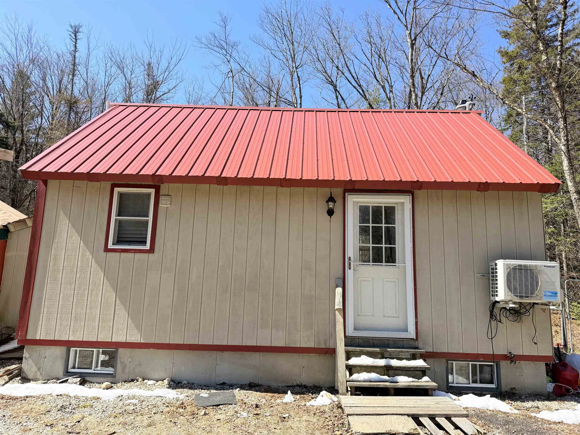 34 South Road Lempster NH 03605
