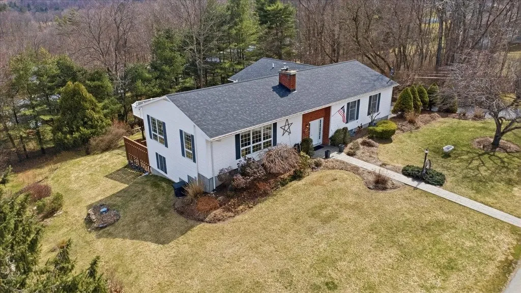 4 Stonehedge Drive Bennington VT 05201