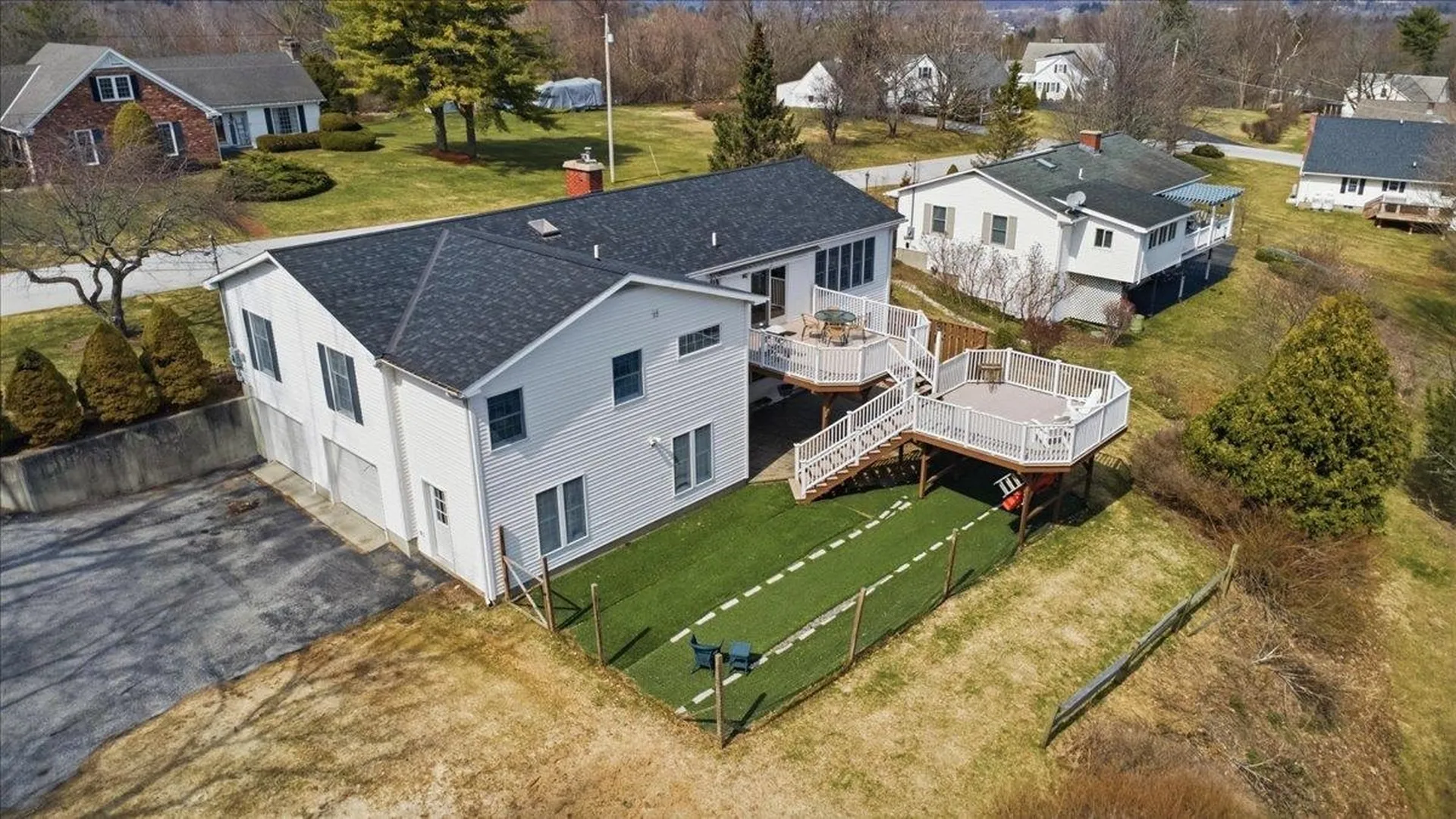 4 Stonehedge Drive Bennington VT 05201