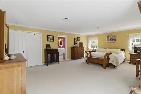 4 Stonehedge Drive Bennington VT 05201