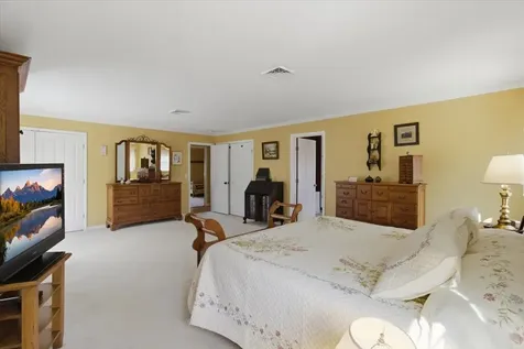 4 Stonehedge Drive Bennington VT 05201