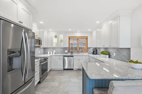 23 Rose Point Laconia NH 03246