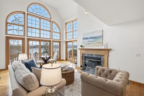 23 Rose Point Laconia NH 03246