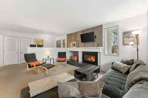102 Upper Phase Road Warren VT 05674