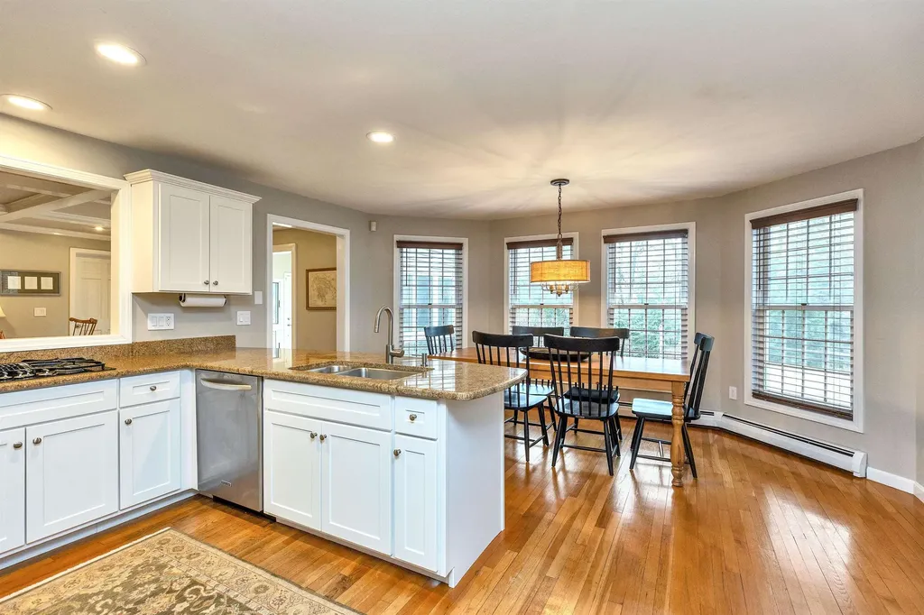 7 Village Woods Drive Amherst NH 03031