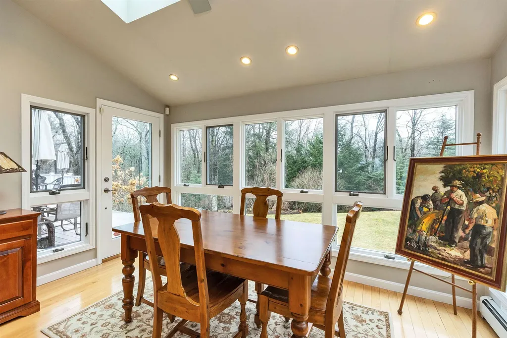 7 Village Woods Drive Amherst NH 03031