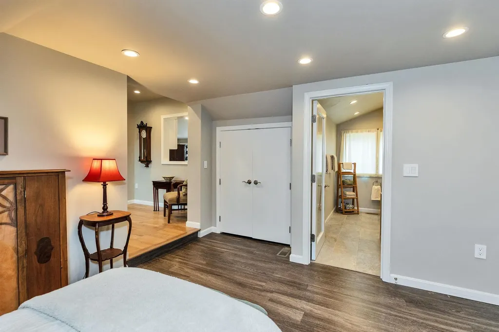 7 Village Woods Drive Amherst NH 03031