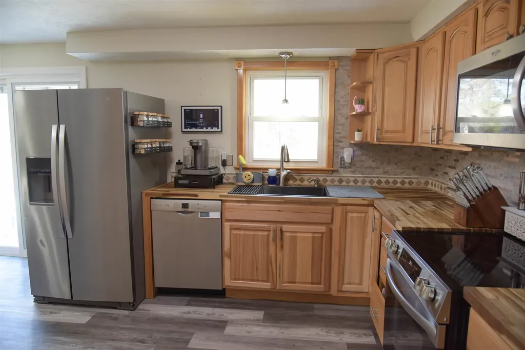 169 Tina Drive Pembroke NH 03275