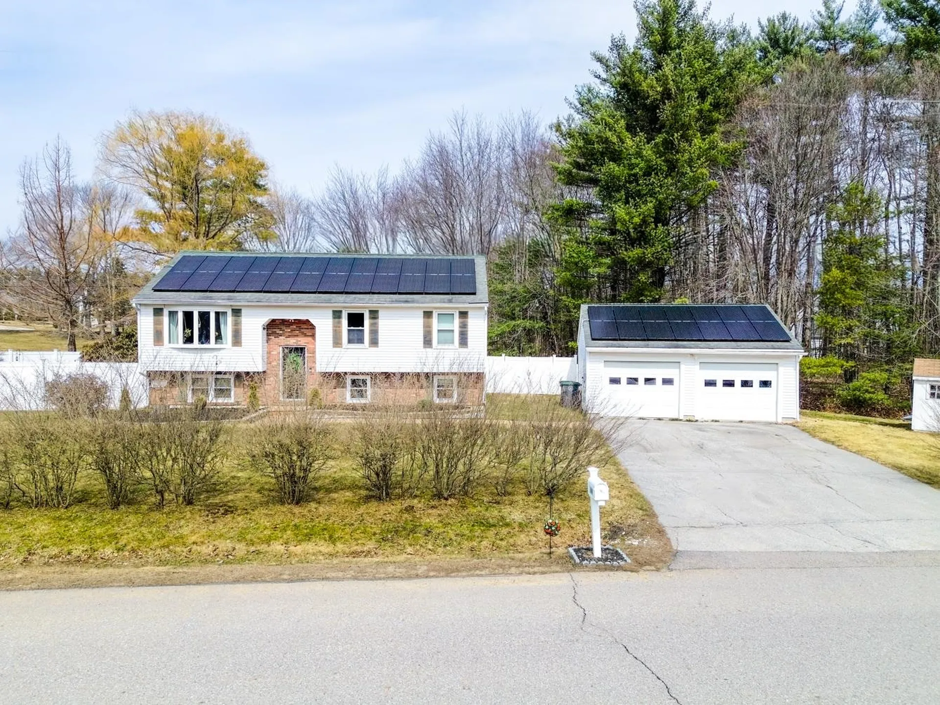 169 Tina Drive Pembroke NH 03275