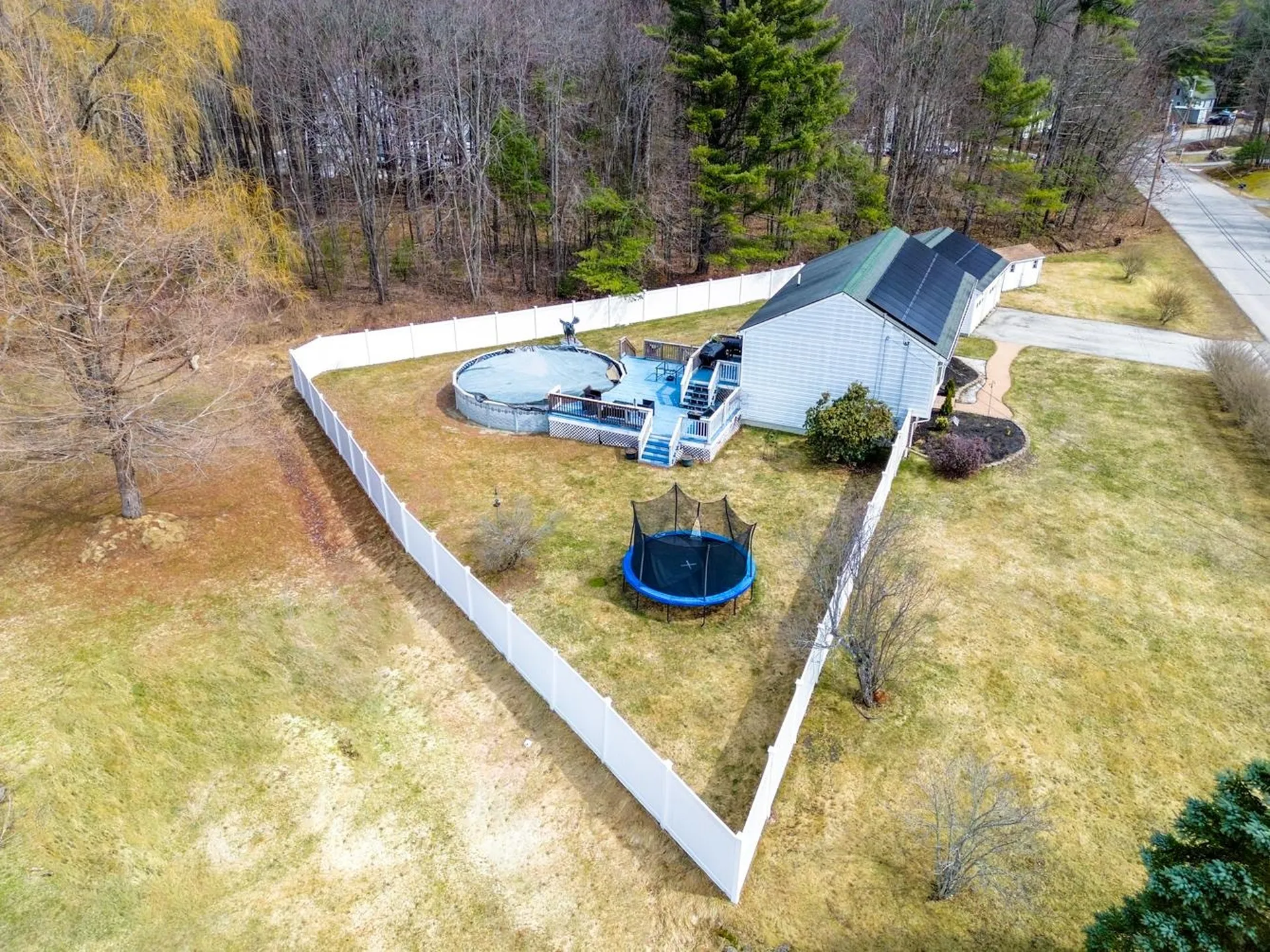 169 Tina Drive Pembroke NH 03275