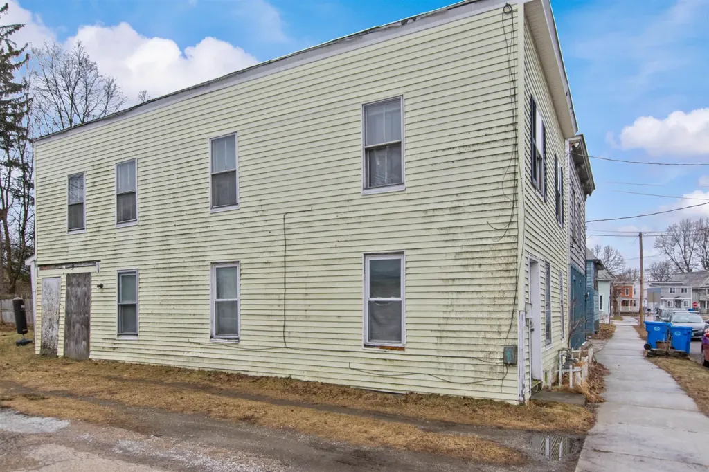 27 Archibald Street Burlington VT 05401