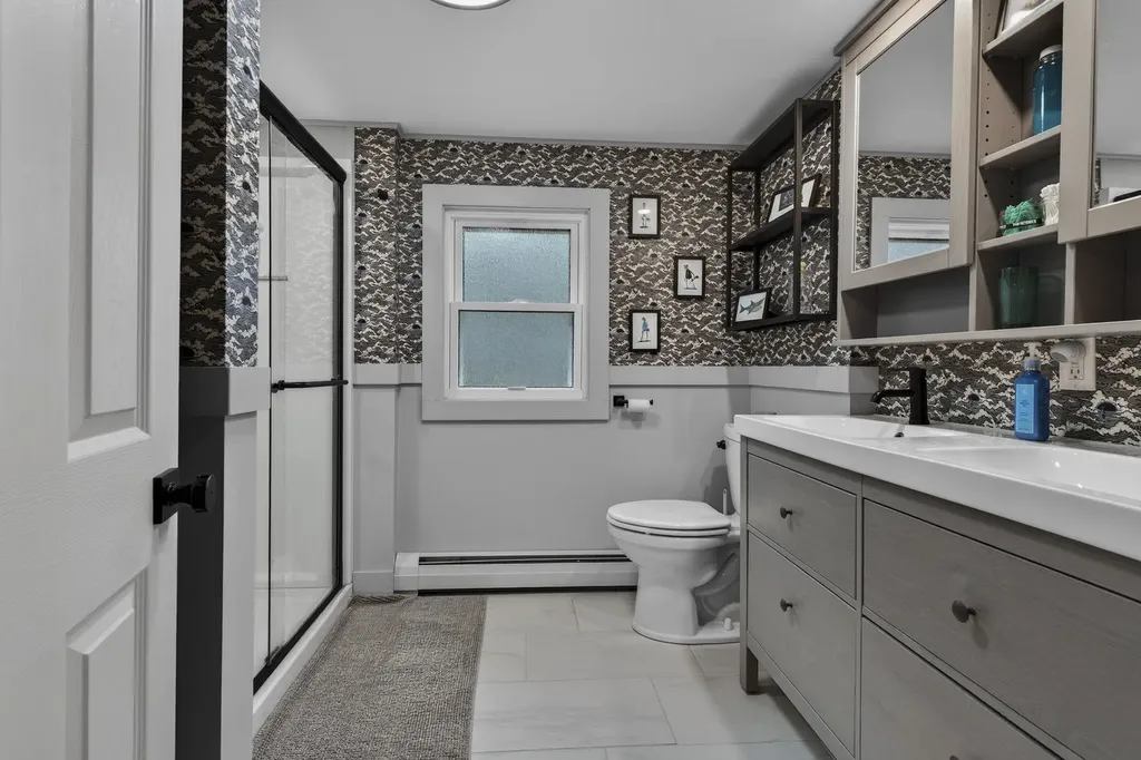 65 N River Road Epping NH 03042
