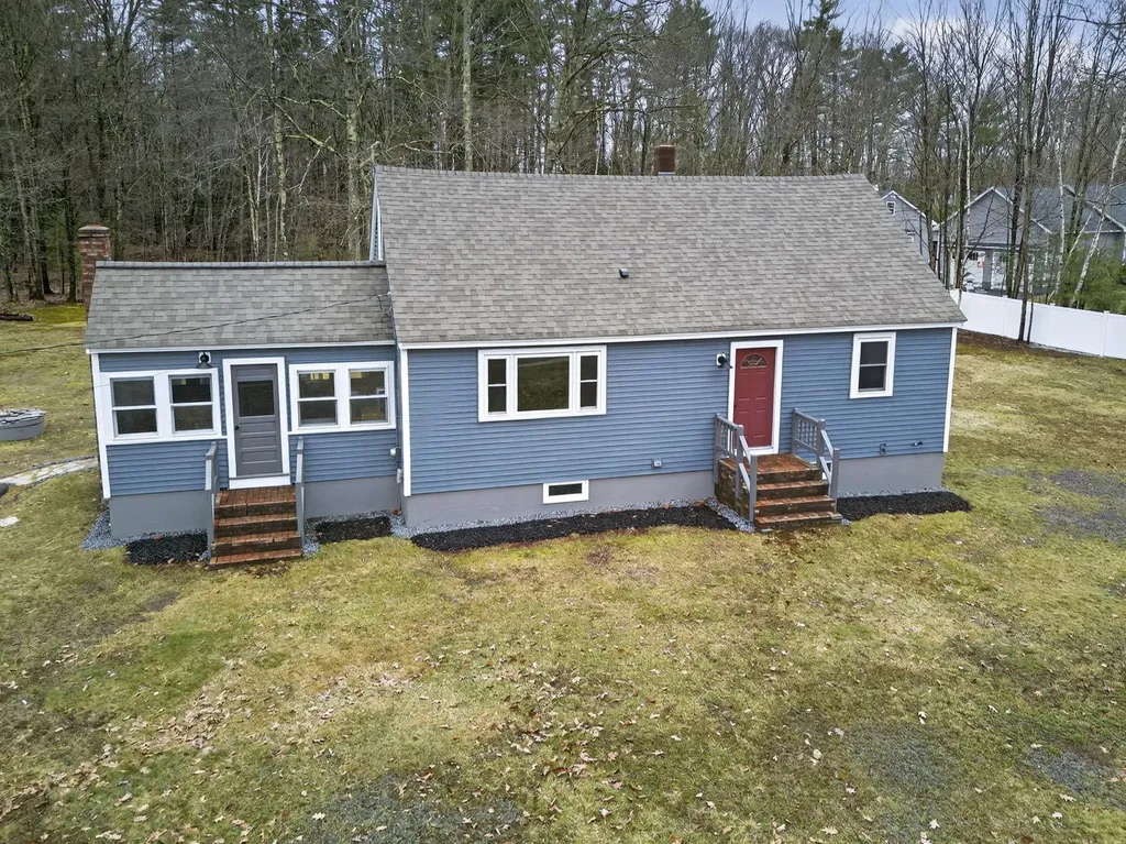65 N River Road Epping NH 03042