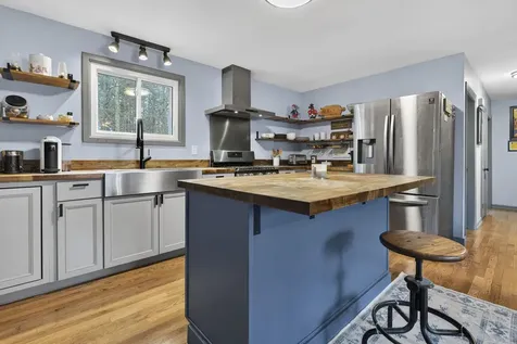 65 N River Road Epping NH 03042