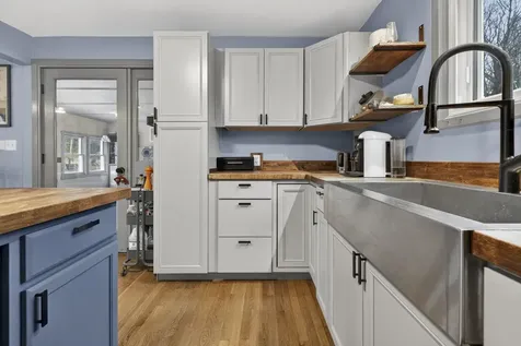 65 N River Road Epping NH 03042