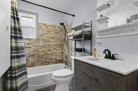 65 N River Road Epping NH 03042