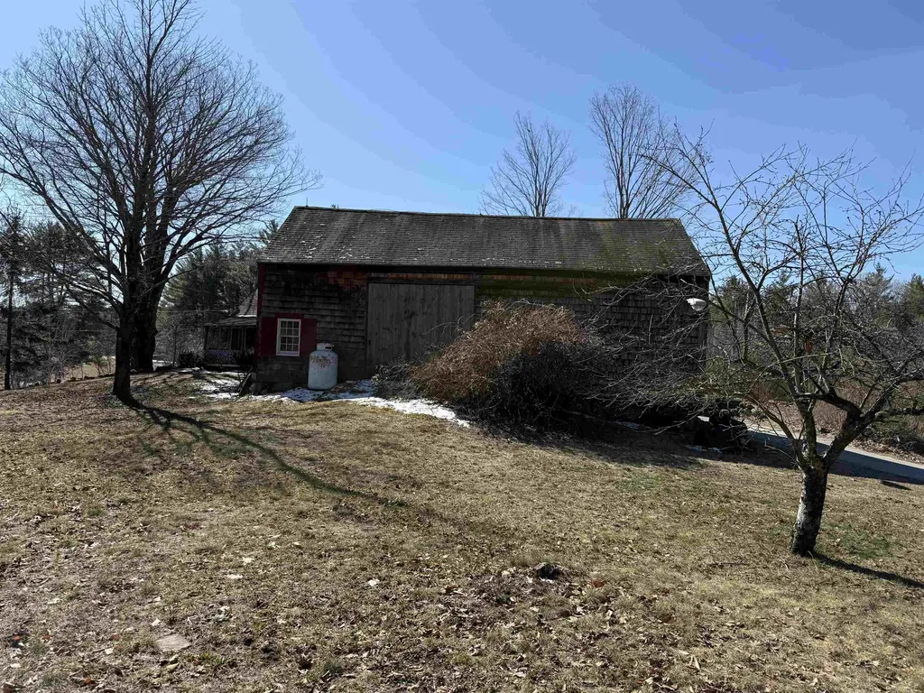 7 Newell Road Newbury NH 03255