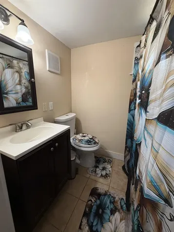 429 Vt Route 30 Newfane VT 05345