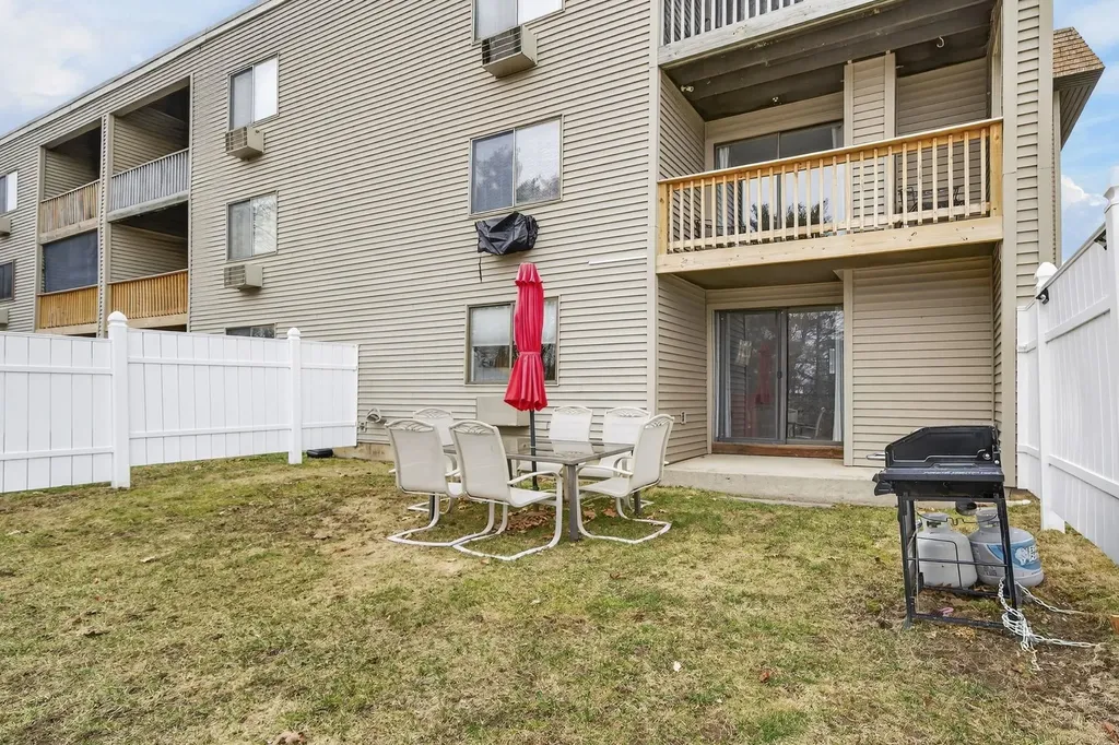 9 Treetop Circle Laconia NH 03246
