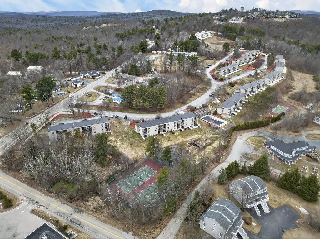 9 Treetop Circle Laconia NH 03246