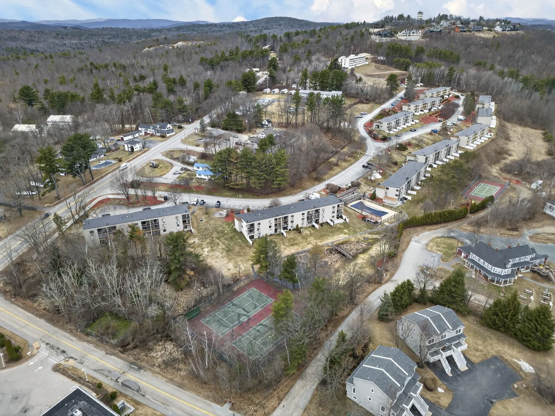 9 Treetop Circle Laconia NH 03246