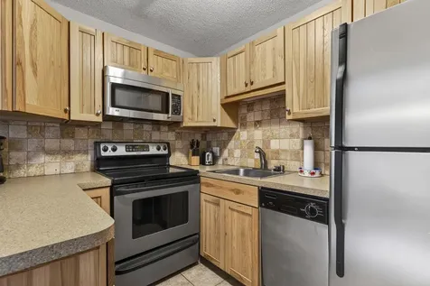 9 Treetop Circle Laconia NH 03246