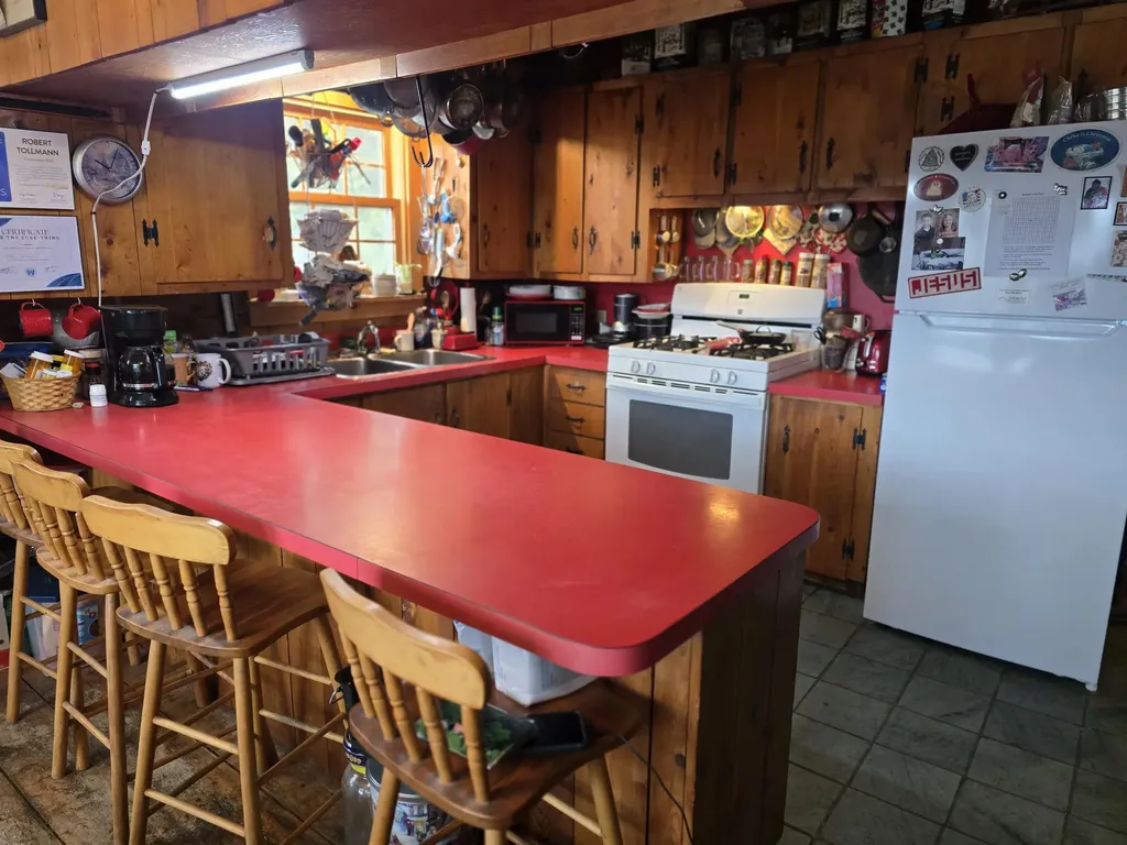 547 Center Hill Road Albany VT 05820