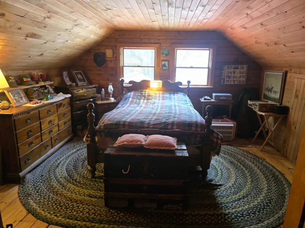 547 Center Hill Road Albany VT 05820