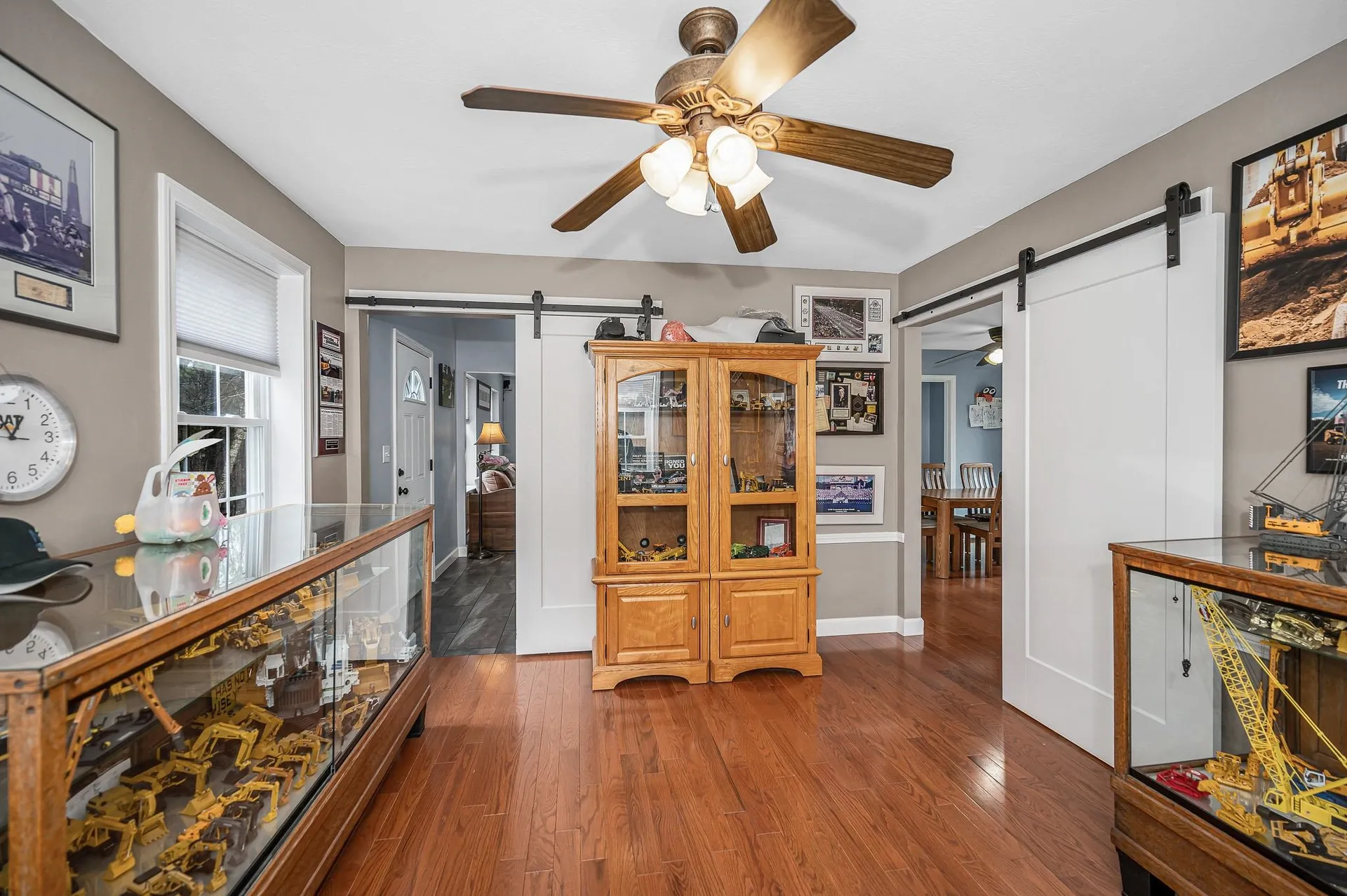 13 Sheridan Drive Londonderry NH 03053