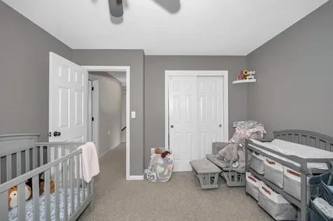 13 Sheridan Drive Londonderry NH 03053