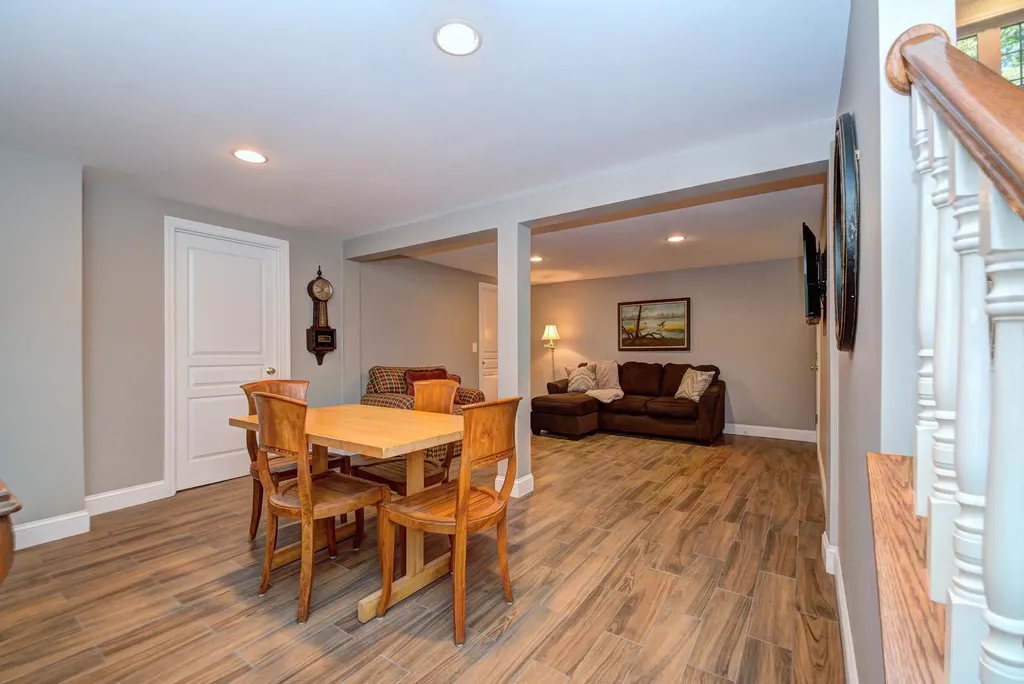 7 Rellas Ridge Kingston NH 03848