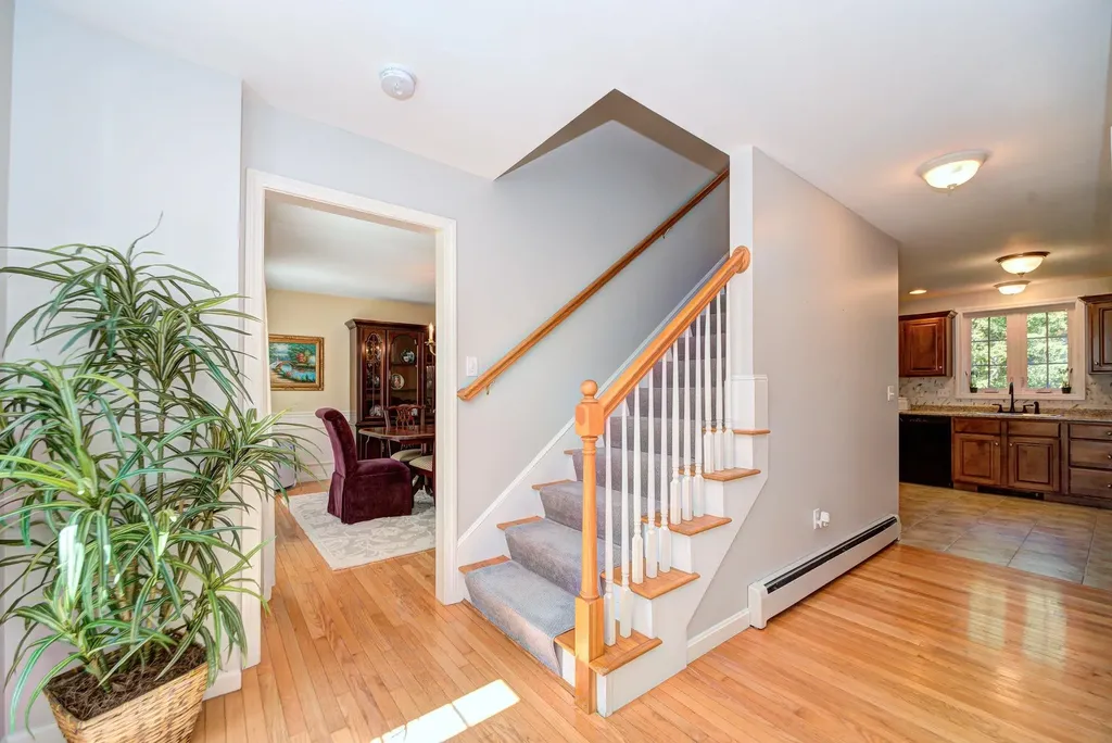 7 Rellas Ridge Kingston NH 03848