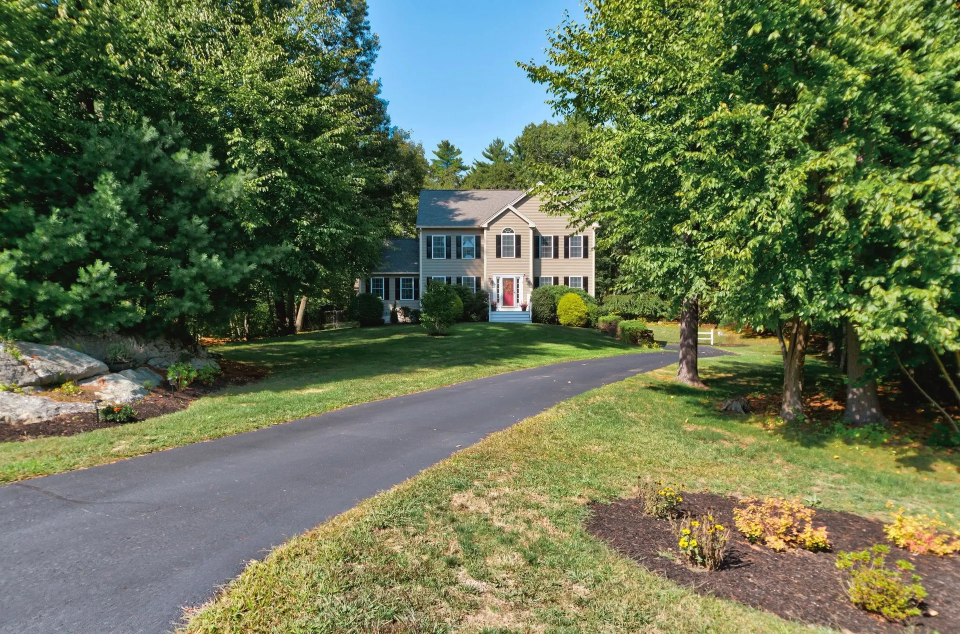 7 Rellas Ridge Kingston NH 03848