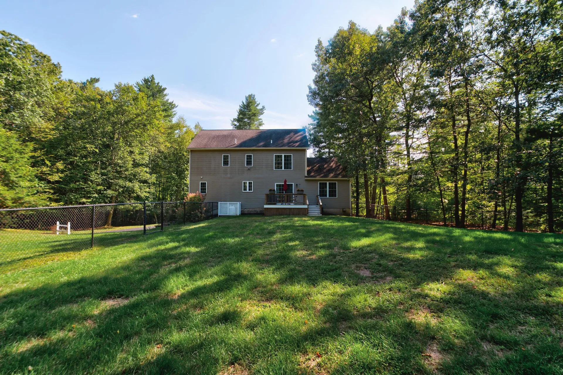 7 Rellas Ridge Kingston NH 03848