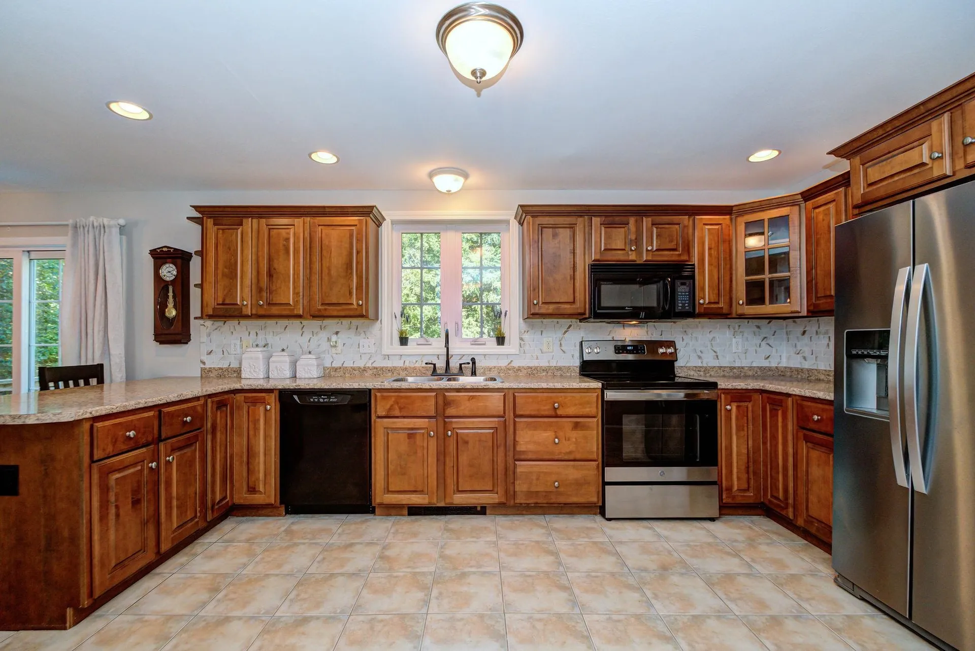 7 Rellas Ridge Kingston NH 03848