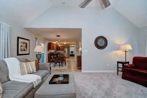 7 Rellas Ridge Kingston NH 03848