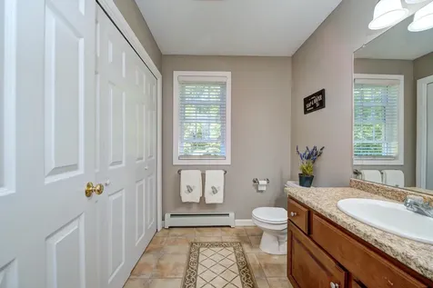 7 Rellas Ridge Kingston NH 03848