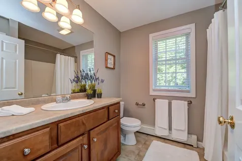 7 Rellas Ridge Kingston NH 03848