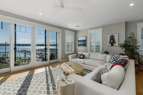 36 Little Bay Drive Dover NH 03820