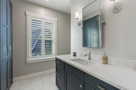 36 Little Bay Drive Dover NH 03820