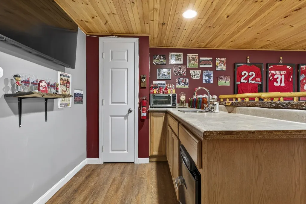576 Hillside Avenue Berlin NH 03570