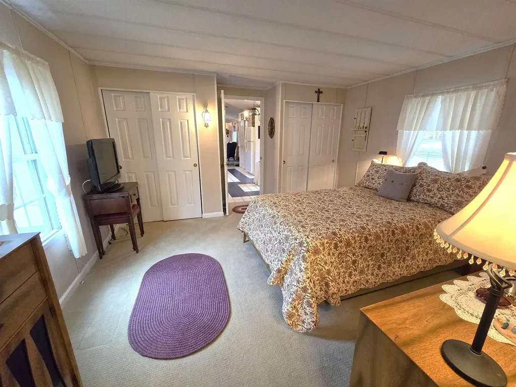 91 Zachary Drive Hooksett NH 03106