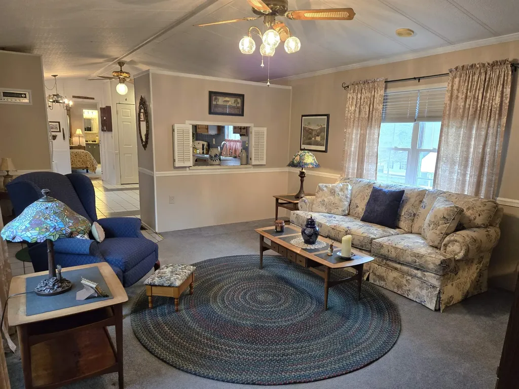 91 Zachary Drive Hooksett NH 03106