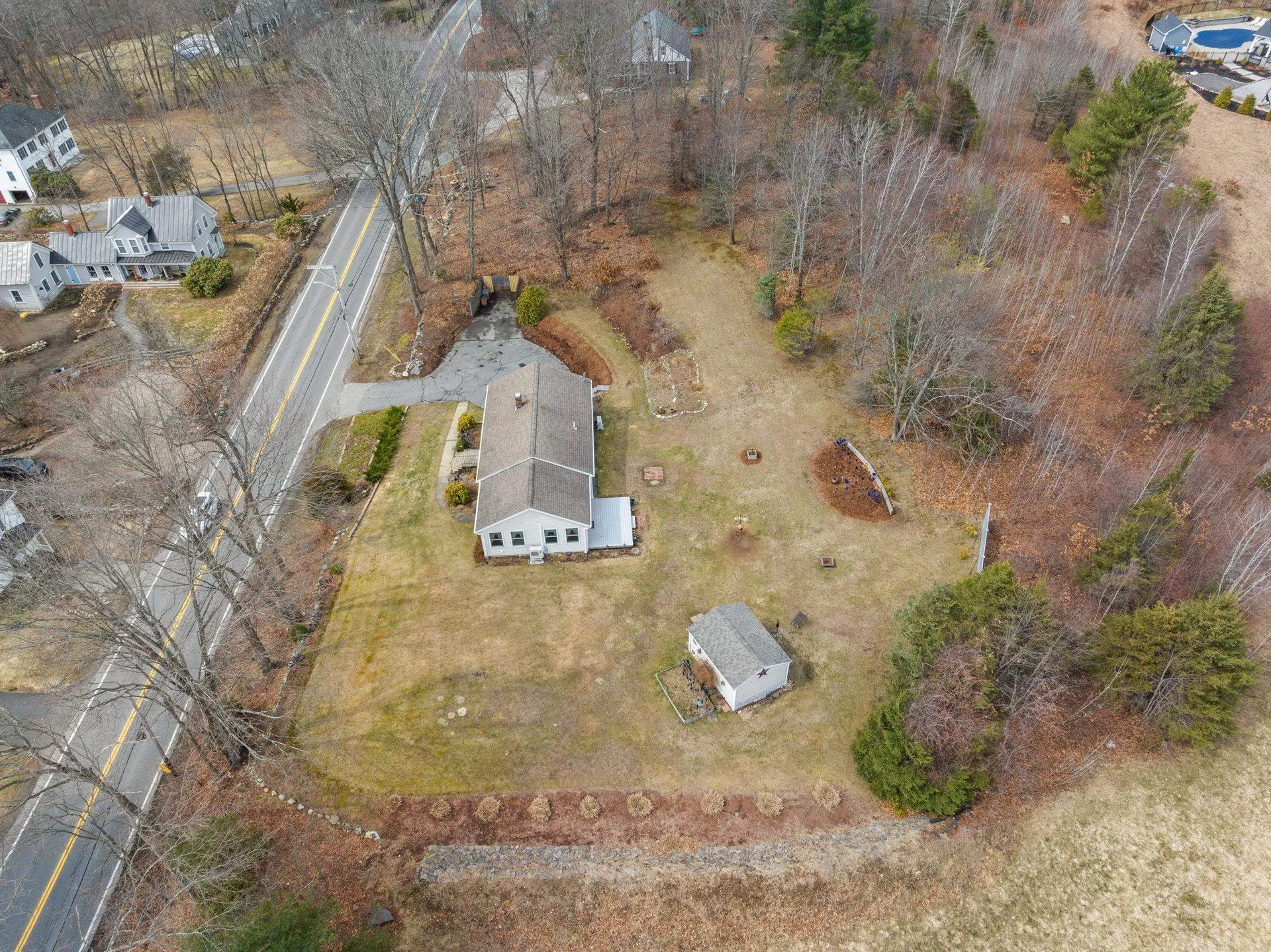 48 Main Street Atkinson NH 03811-2519