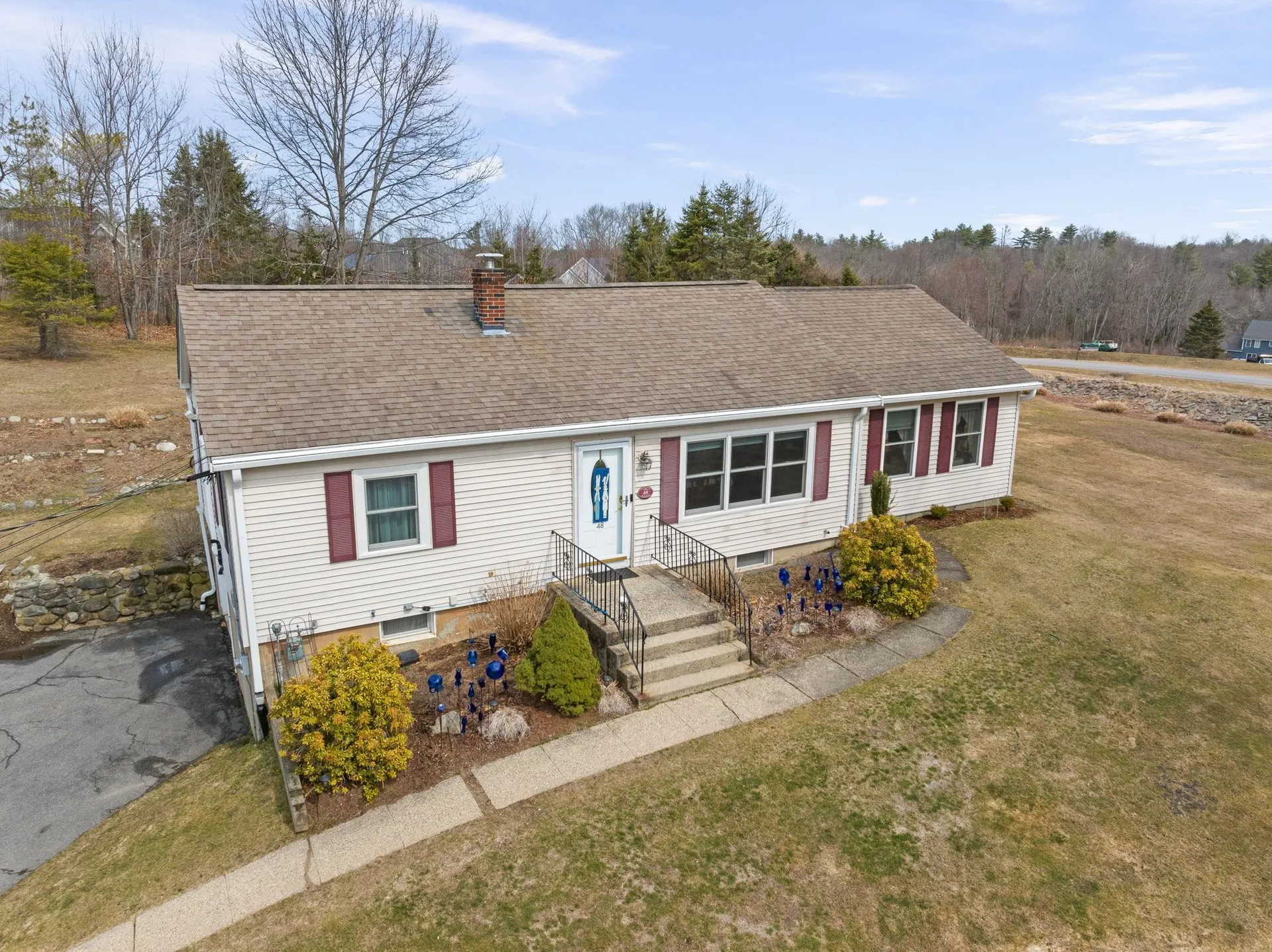 48 Main Street Atkinson NH 03811-2519