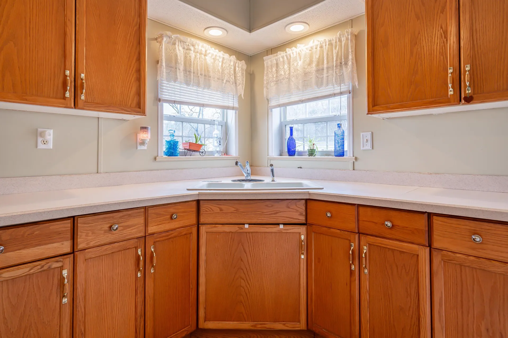 4 Cammett Drive Raymond NH 03077