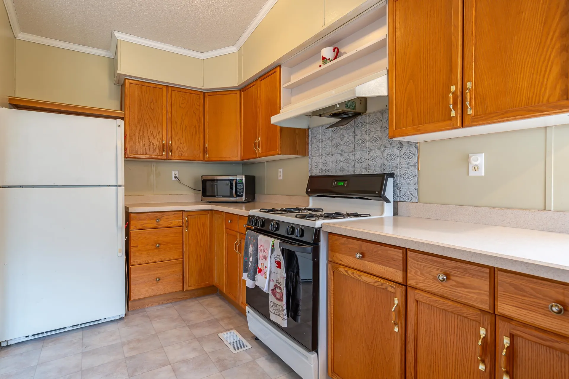 4 Cammett Drive Raymond NH 03077